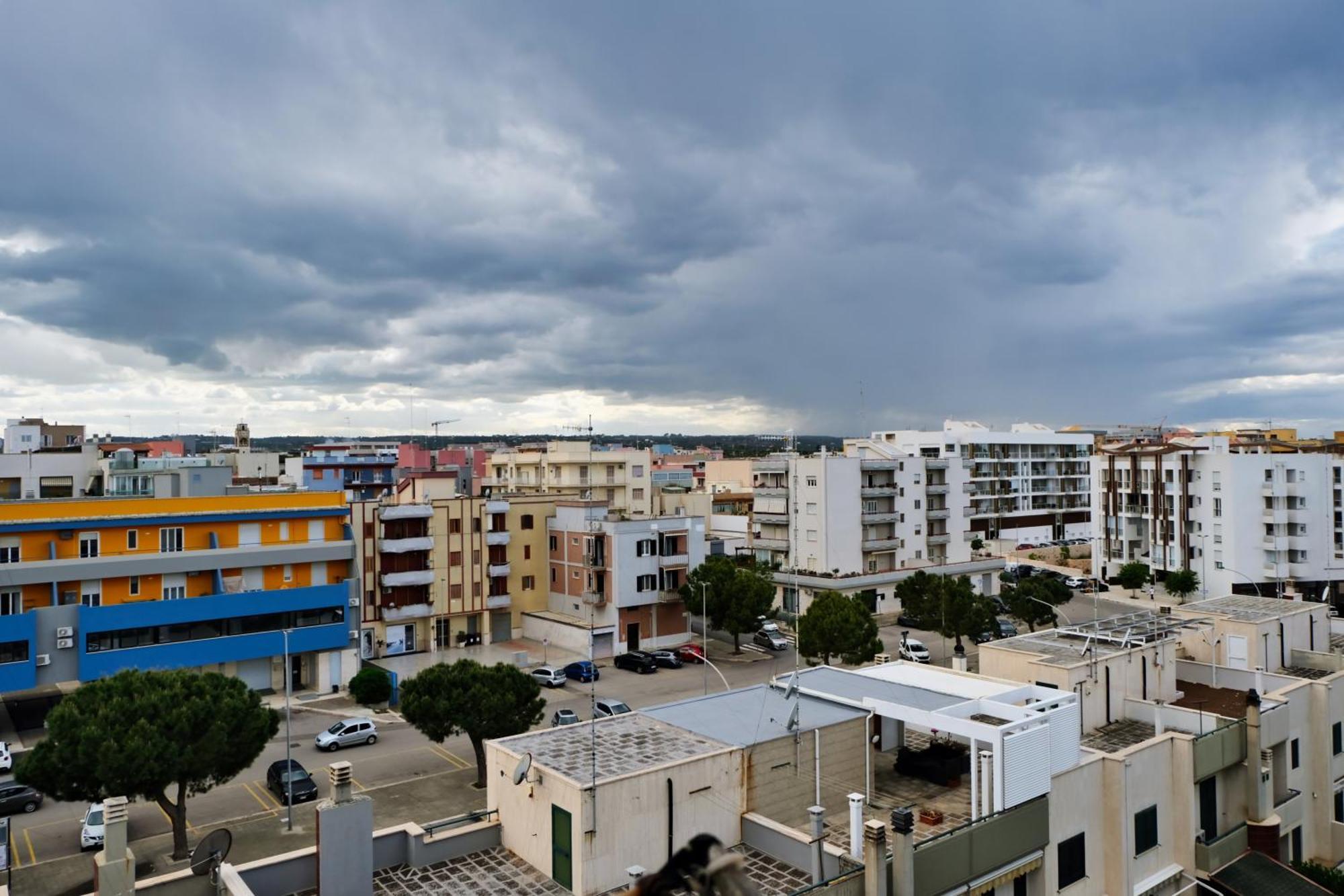 Mare Mary - Appartamento Vista Mare A Monopoli Εξωτερικό φωτογραφία